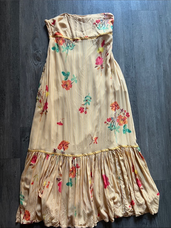 Free People Dresses & Skirts - Free People Strapless Floral Ruffle MIDI Dress in Yellow and Coral Medium